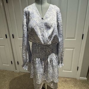 White House Black Market Blue and White Patterned Dress
